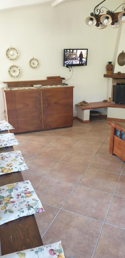 Casa Vacanza Etna Evergreen Βίλα Piedimonte Etneo Εξωτερικό φωτογραφία